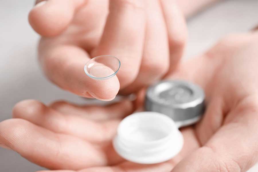 Disposable contact lenses in New Berlin & Brookfield, WI